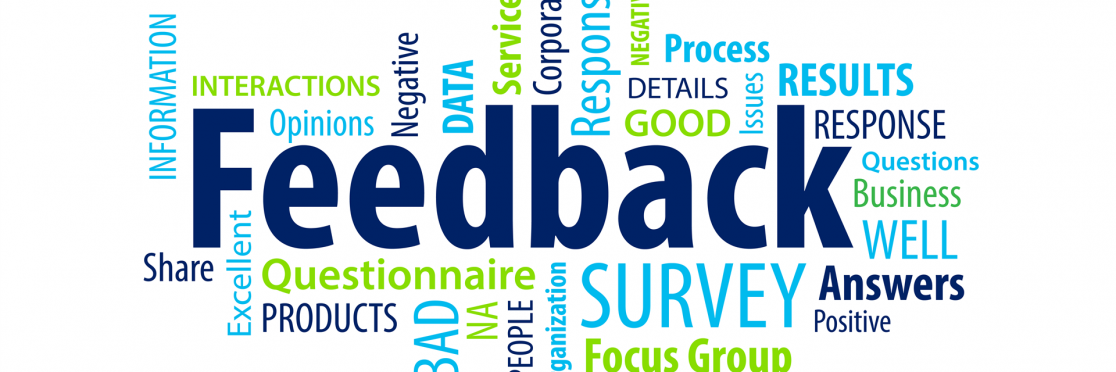 Wortwolke rund um das Thema Feedback mit Begriffen wie Survey, Response, Questionnaire, Positive, Negative und Results – symbolisiert die Bedeutung von Rückmeldungen in Unternehmen